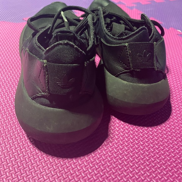 adidas tubulars - Picture 3 of 5